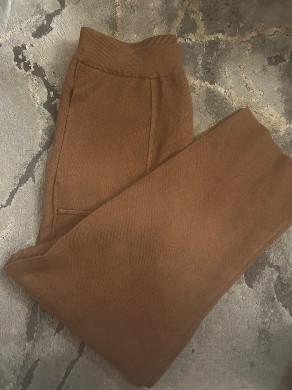 ZARA Cropped Knit Pants – Size M - Picture 2 of 3